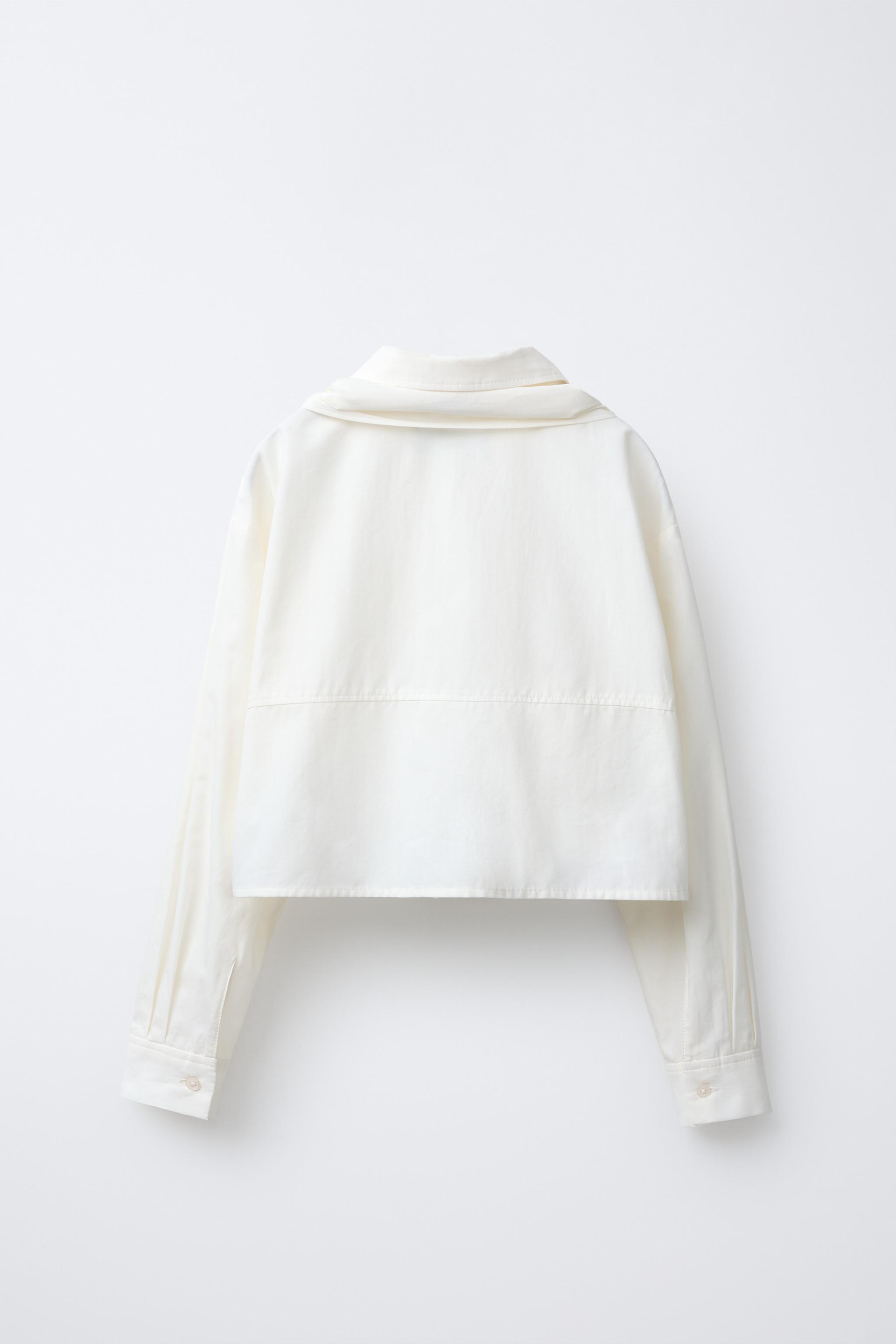 CHEMISE COURTE À FOULARD DÉTACHABLE